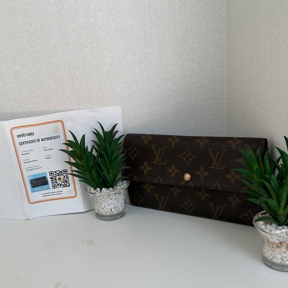 Louis Vuitton Monogram Sarah Long Snap Wallet - Picture 1 of 12
